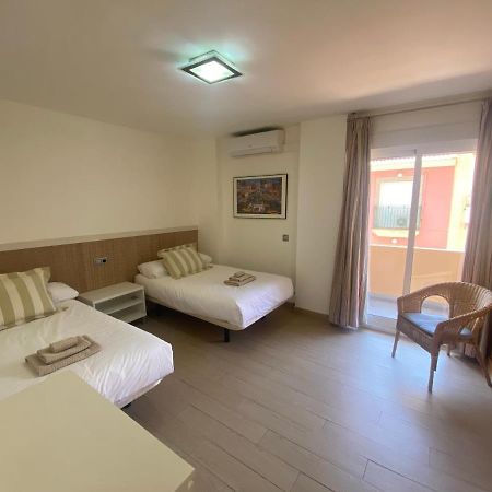 Albamar Frontline Beach Apartment 3 Bedrooms Fuengirola Exterior photo